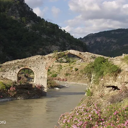 Flora Ξενοδοχείο 3*